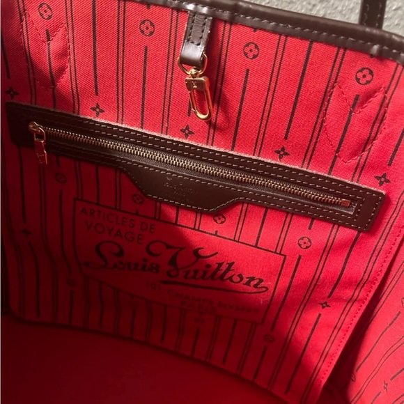 COPY - Louis Vuitton - Picture 2 of 8